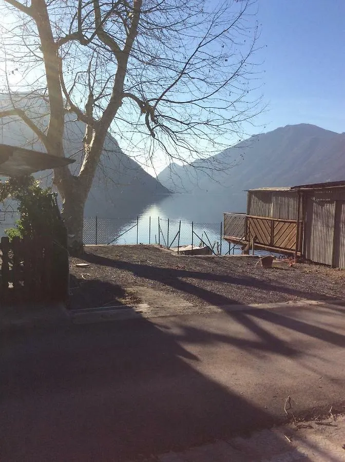 Camping Grotte Di Rescia Hotel Claino Campsite