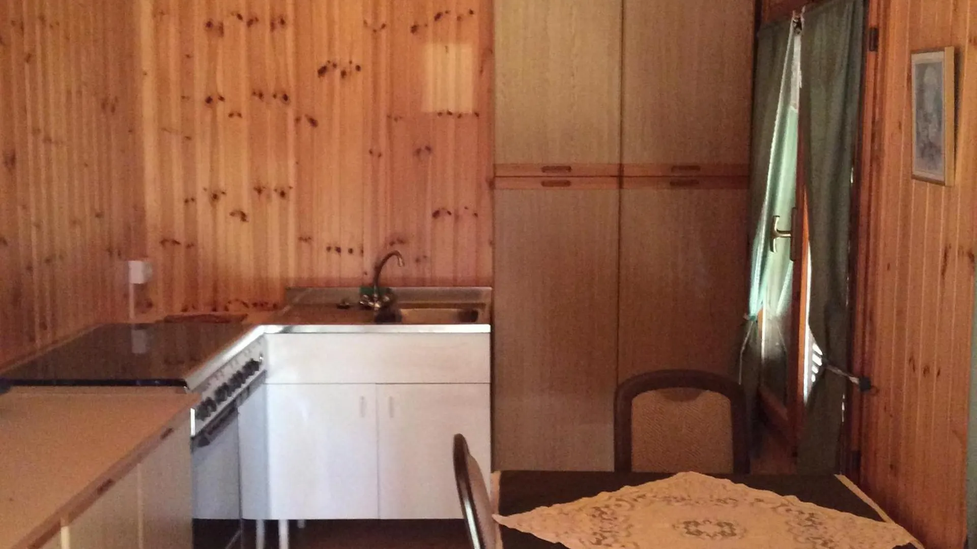 Camping Grotte Di Rescia Hotel Claino Italy